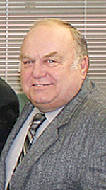 Jim Berg retires, Tony Berg takes his office | News, Sports, Jobs - The ...